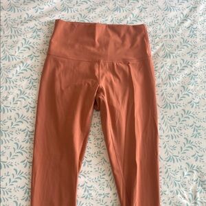 Lululemon Wunder Under 28” leggings